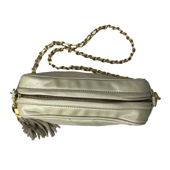 Chanel Vintage Tan Beige Quilted 24K Gold Chain Strap Camera Bag - Picture 6 of 15